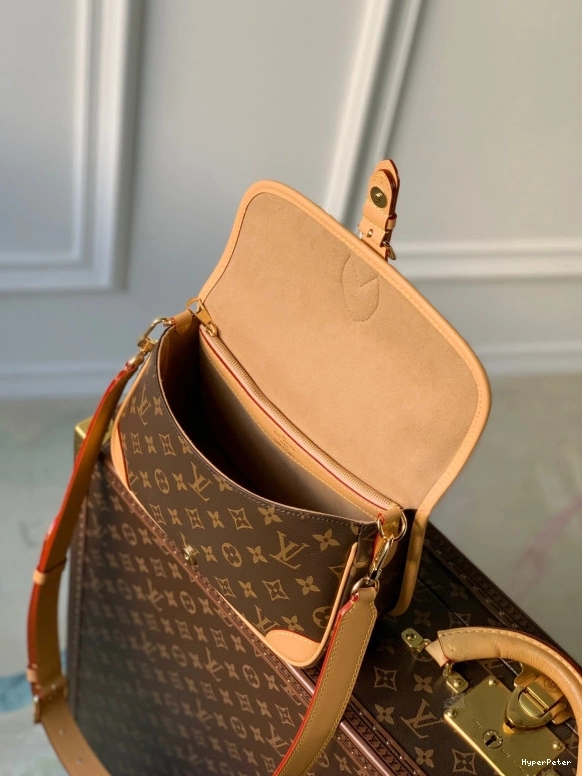 LOUIS VUITTON Nano Diane 0711